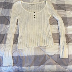 White knit long sleeve top